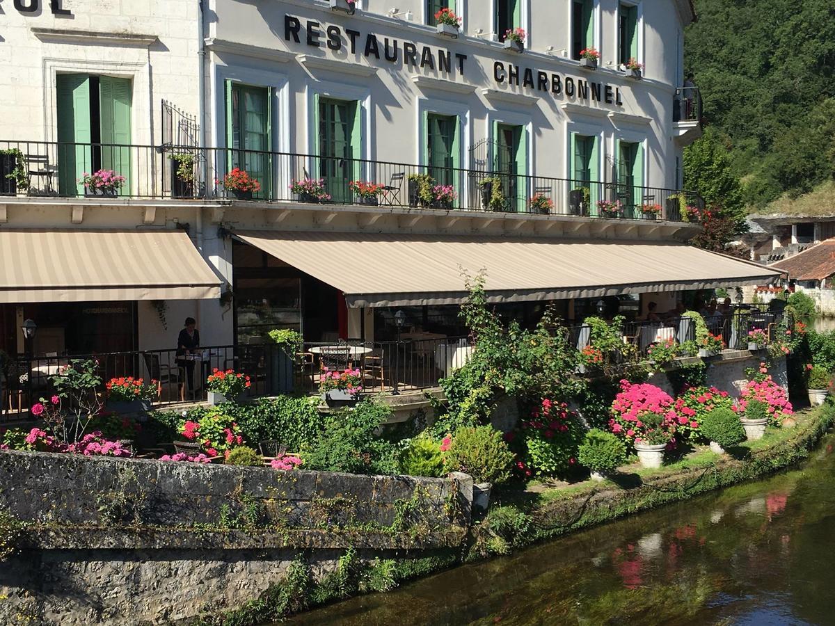 Hotel Restaurant Charbonnel Brantôme Exterior foto